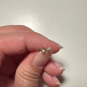 14k solid yellow gold Stud Earrings